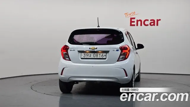 ChevroletGMDaewoo Spark 2015 thumb 4