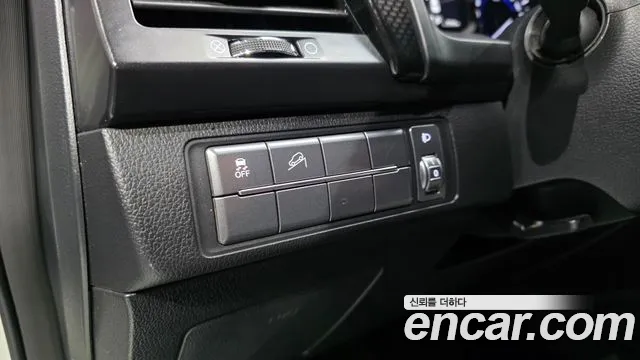 KG_Mobility_Ssangyong Rexton 2020 thumb 12