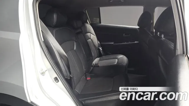 Kia Sportage 2010 thumb 12