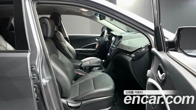 Hyundai Santa Fe 2015 thumb 12