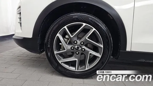 KG_Mobility_Ssangyong TIBOLI 2024 thumb 5