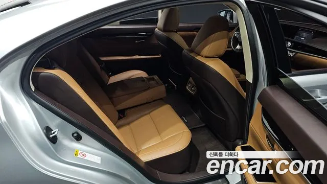 Lexus ES 2016 thumb 11