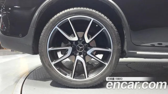 Mercedes-Benz GLC 2019 thumb 5