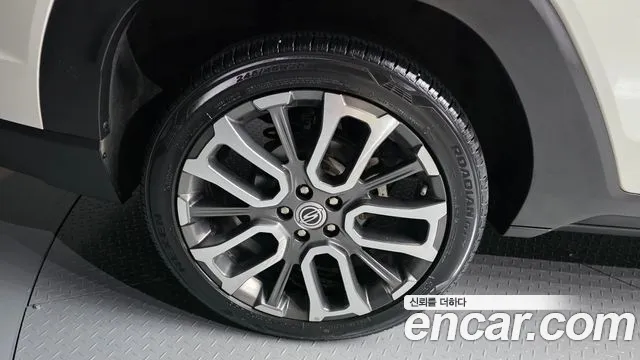 KG_Mobility_Ssangyong Torres 2022 thumb 4