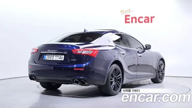 Maserati Ghibli 2015 thumb 2