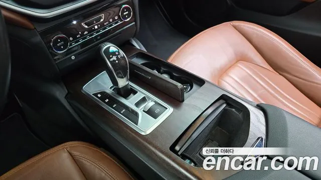 Maserati Ghibli 2015 thumb 9