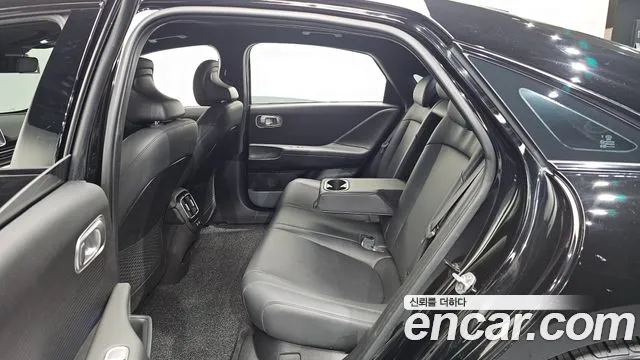 Hyundai IONIQ 6 2024 thumb 11