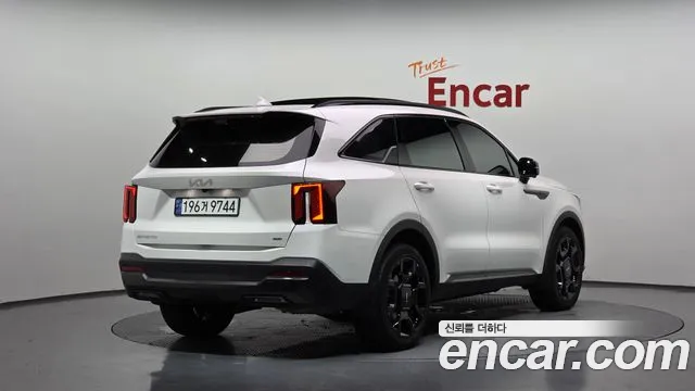 Kia Sorento 2025 thumb 2