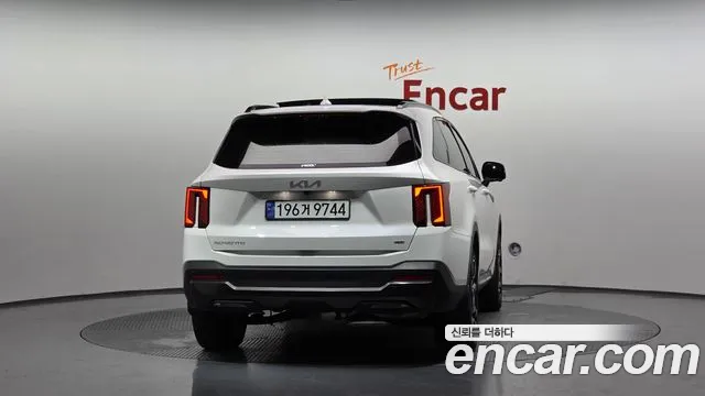 Kia Sorento 2025 thumb 4