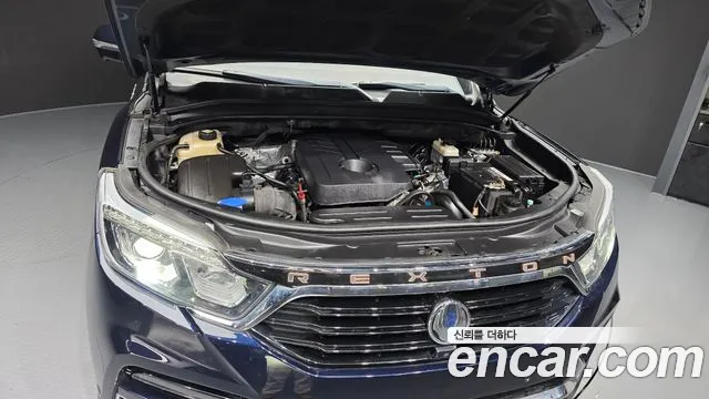 KG_Mobility_Ssangyong Rexton 2017 thumb 5