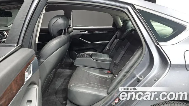 Hyundai Genesis 2014 thumb 11
