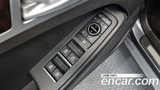 Hyundai Genesis 2014 thumb 12