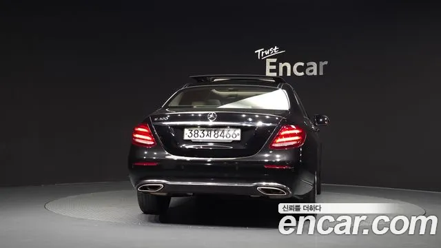 Mercedes-Benz E-Класс 2016 thumb 4