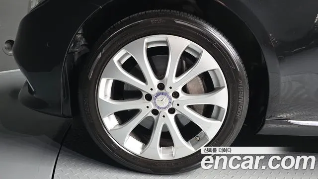 Mercedes-Benz E-Класс 2016 thumb 5