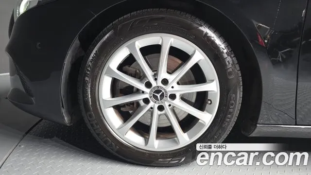 Mercedes-Benz A-Класс 2020 thumb 5
