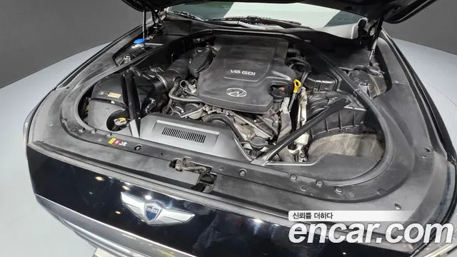 Hyundai Genesis 2016 thumb 6