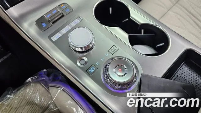 Genesis GV70 2024 thumb 9