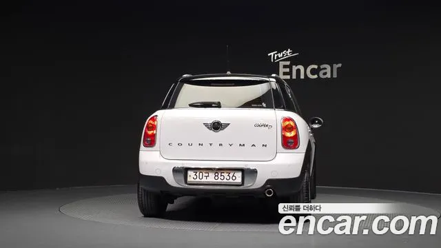 MINI Countryman 2015 thumb 4