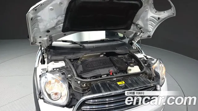 MINI Countryman 2015 thumb 6