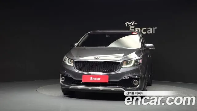 Kia Carnival 2017 thumb 3
