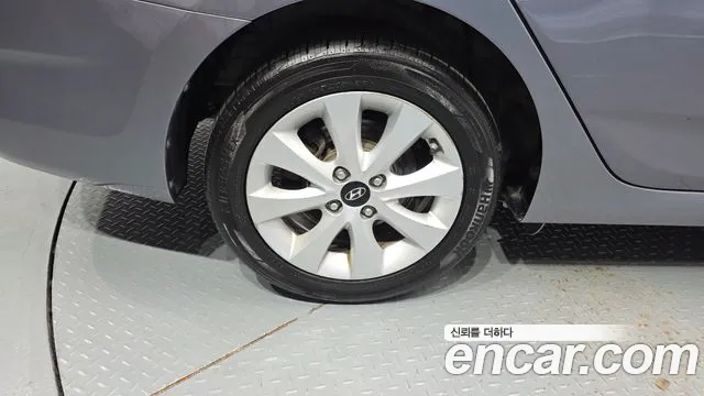 Hyundai Accent 2016 thumb 5