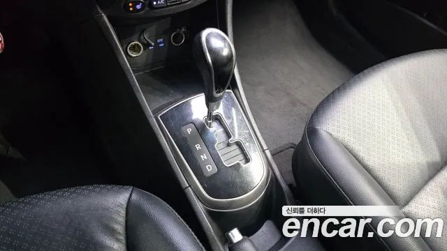 Hyundai Accent 2016 thumb 9