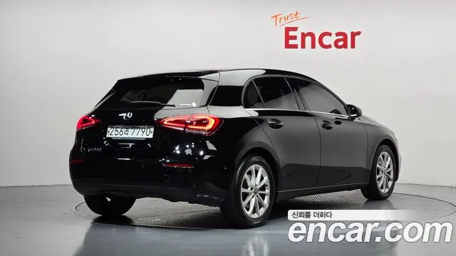 Mercedes-Benz A-Класс 2019 thumb 2