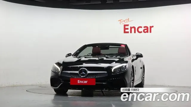 Mercedes-Benz SL-Класс 2017 thumb 3