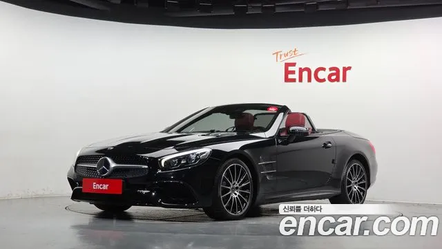 Mercedes-Benz SL-Класс 2017 thumb 11