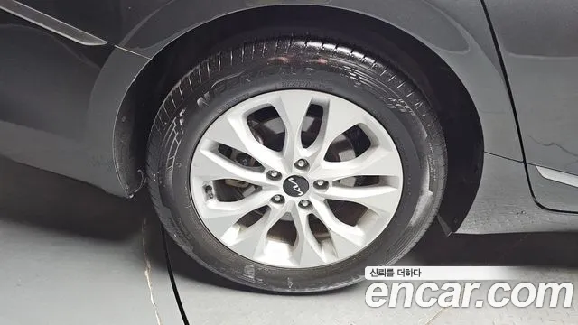 Kia K8 2022 thumb 5