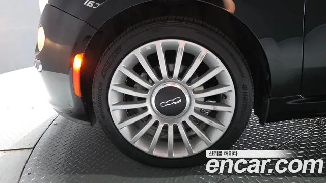 Fiat 500 2016 thumb 4