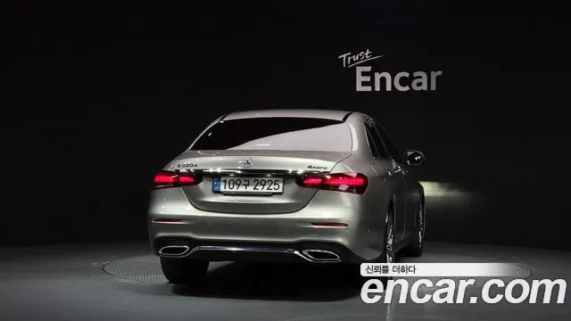 Mercedes-Benz E-Класс 2022 thumb 4
