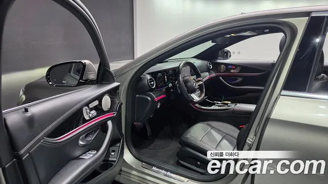 Mercedes-Benz E-Класс 2022 thumb 10