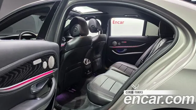 Mercedes-Benz E-Класс 2022 thumb 11