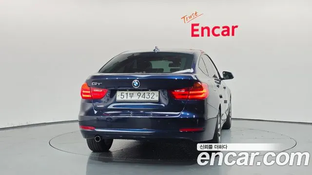 BMW Gran Turismo 2015 thumb 4