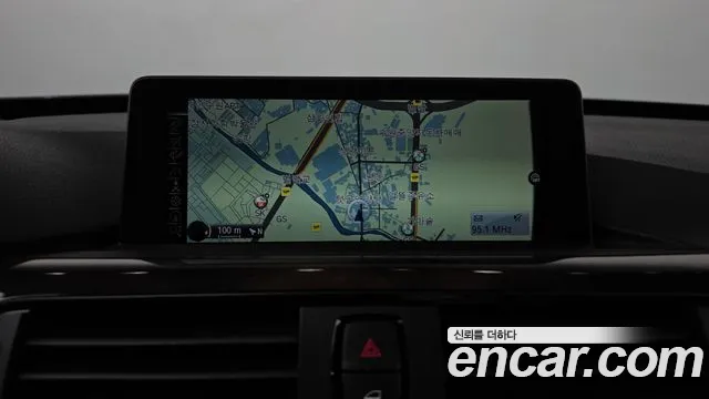 BMW Gran Turismo 2015 thumb 12