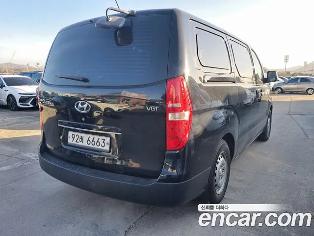 Hyundai Starex 2018 thumb 2
