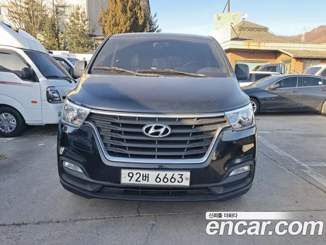 Hyundai Starex 2018 thumb 3