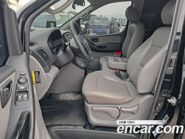 Hyundai Starex 2018 thumb 7