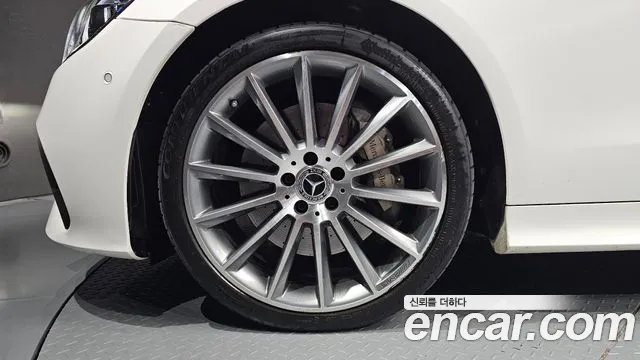 Mercedes-Benz E-Класс 2021 thumb 5