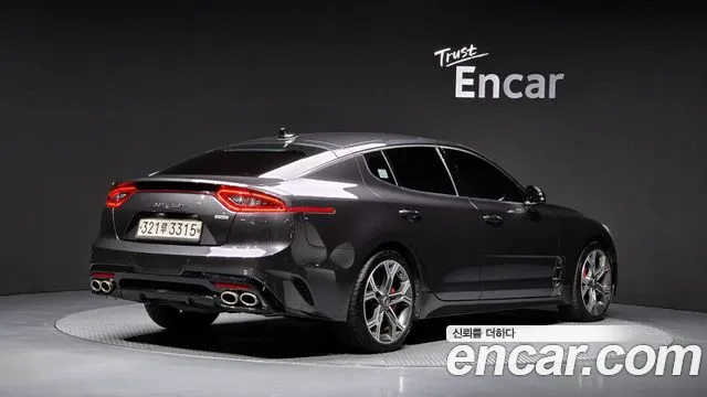 Kia Stinger 2019 thumb 2