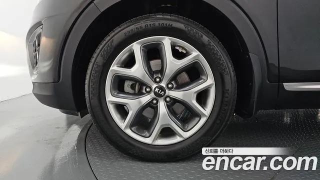 Kia Sorento 2015 thumb 5
