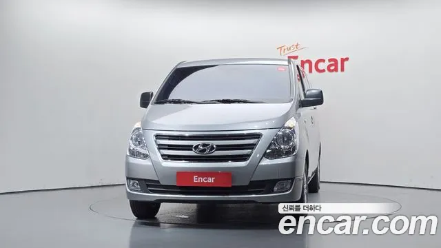 Hyundai Starex 2017 thumb 3