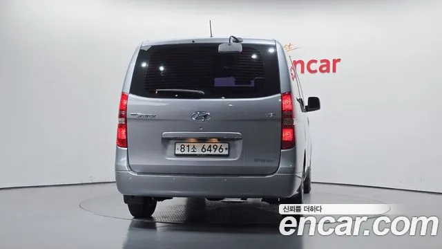 Hyundai Starex 2017 thumb 4