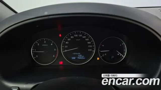 Hyundai Starex 2017 thumb 8
