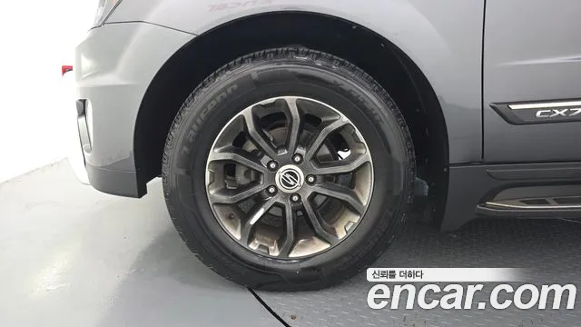 KG_Mobility_Ssangyong KORANDO 2015 thumb 5