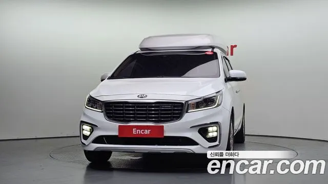 Kia Carnival 2019 thumb 3