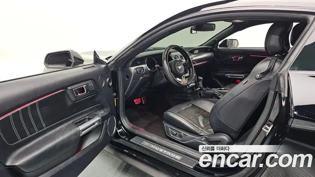 Ford Mustang Mach-E 2015 thumb 10