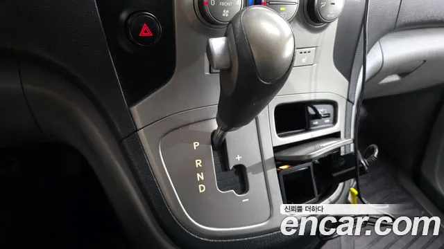 Hyundai Starex 2014 thumb 9