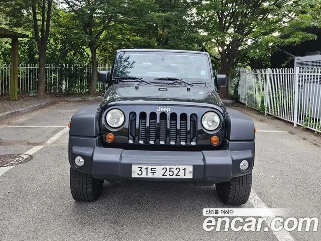 Jeep Wrangler 2010 thumb 3